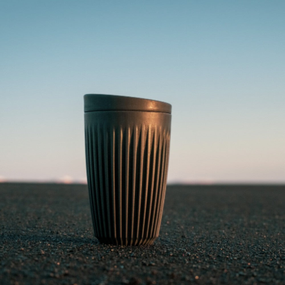 Huskee Reusable Coffee Cup 12oz 355ml with lid Black image 0